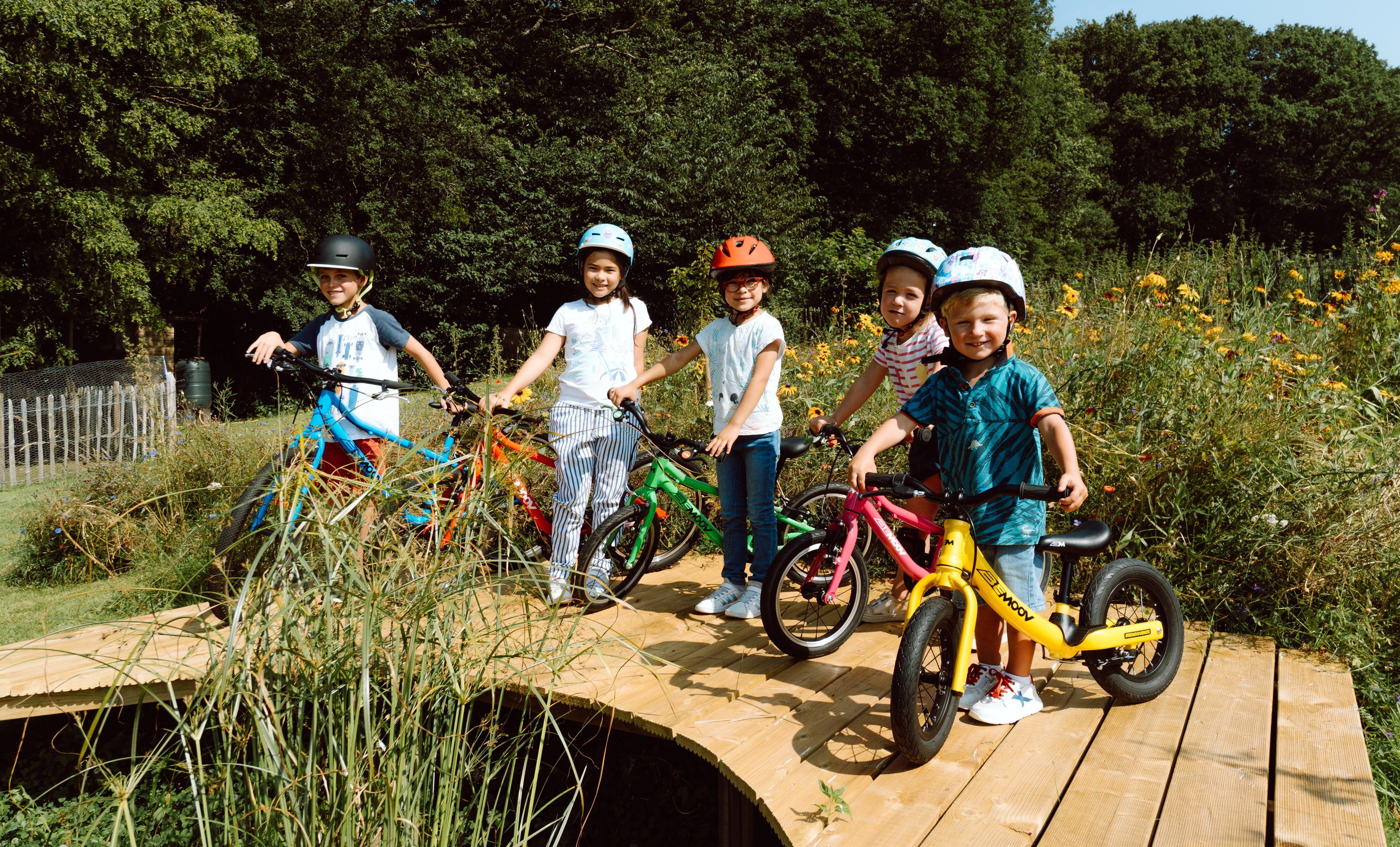 vélos enfants du plus jeune âge à l'adolescence