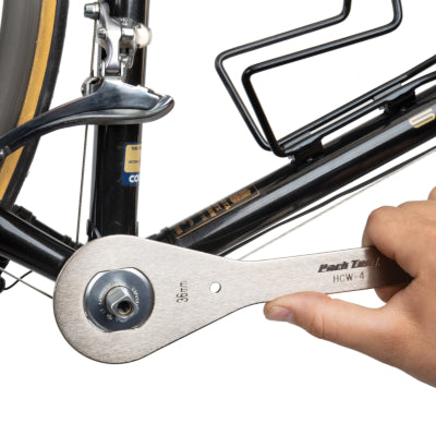 Autre pièce détachée vélo Cyclo Tools Clé à double extrémité pour casque  d'écoute/clef de pédale Cyclo Tools Jeu de direction de 36mm/pédale de  15mm brut
